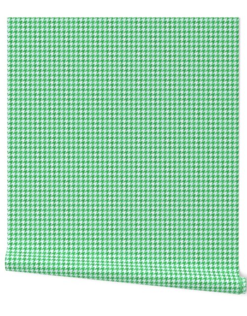 Fresh Green and White Handpainted Houndstooth Check Watercolor Pattern Wallpaper