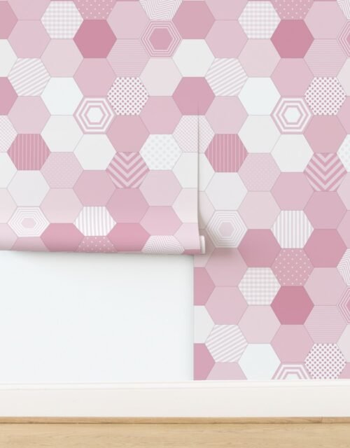 Large Hexagonal Pink Romance Honeycomb Pattern Quilt Pattern Wallpaper