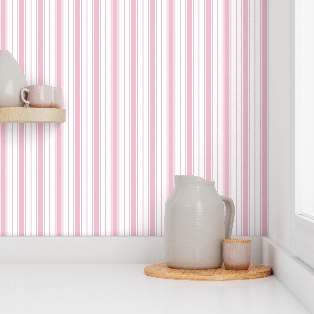 Powder Pink Ticking Stripe Design de Chantilly Wallpaper