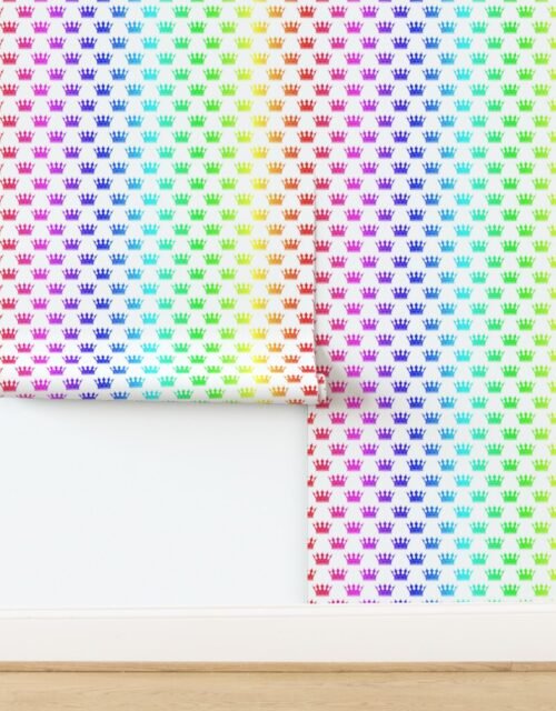 Vibrant Rainbow Crown Pattern - Regal Hues Collection Wallpaper