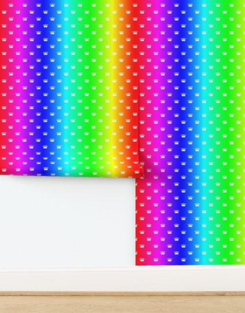 Small Gradient Rainbow Crown Pattern - Regal Hues Collection Wallpaper