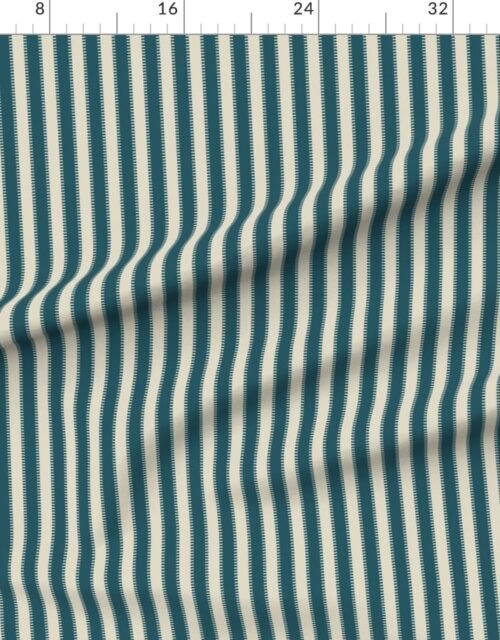 Serrated Blue Crab Classic Stripe on Cream