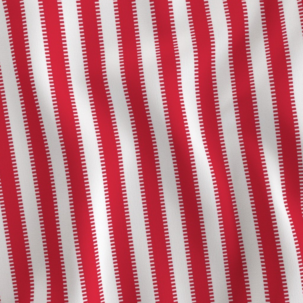 Serrated Peppermint Red Classic Stripe on White